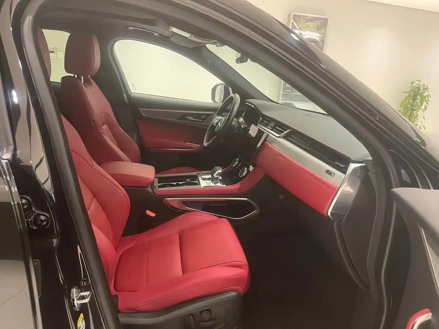 2024 Jaguar F-PACE P250 R-Dynamic SE — миниатюра 11