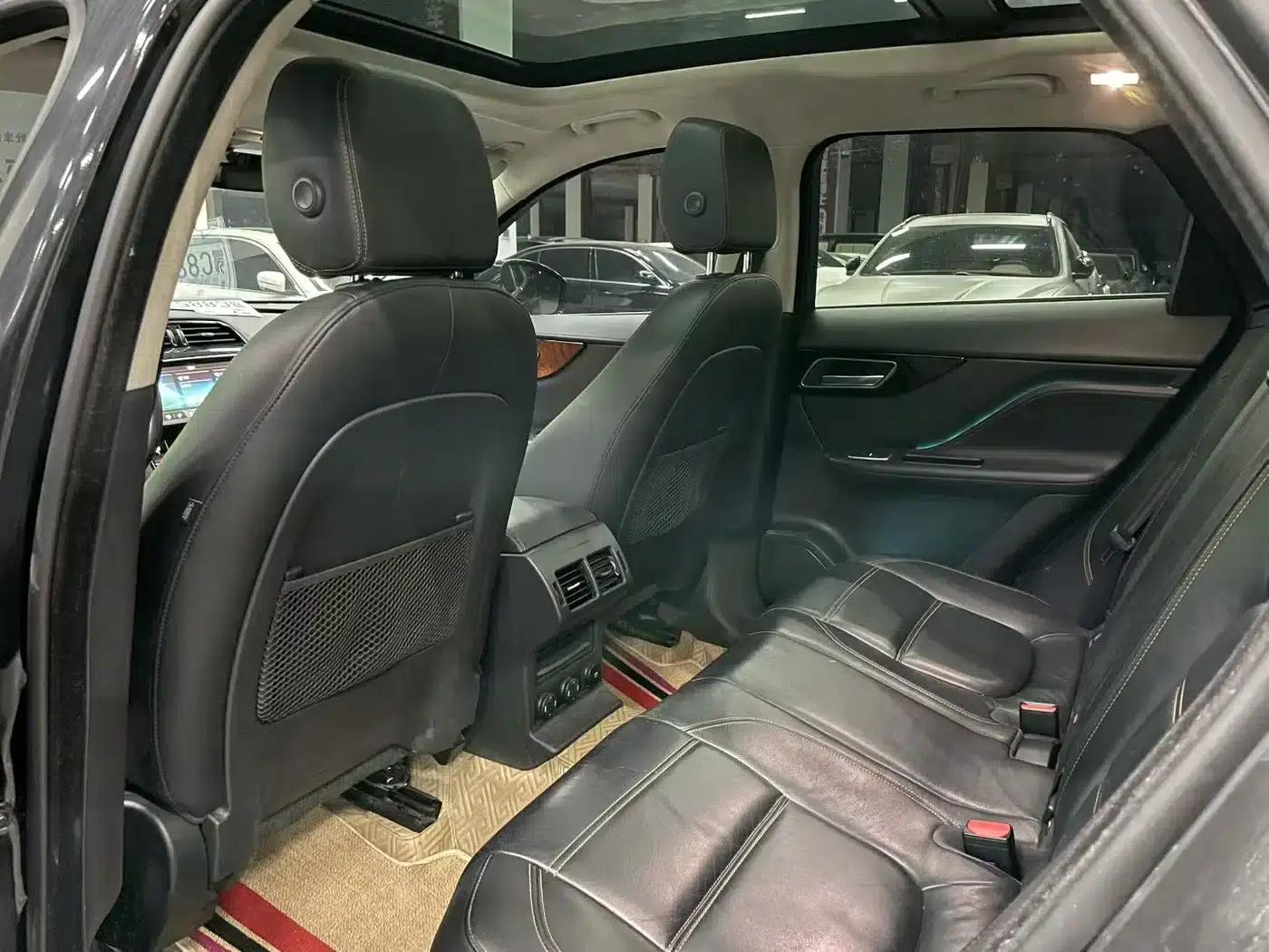 Jaguar F-PACE 2020 2.0T Urban Luxury Edition — миниатюра 6