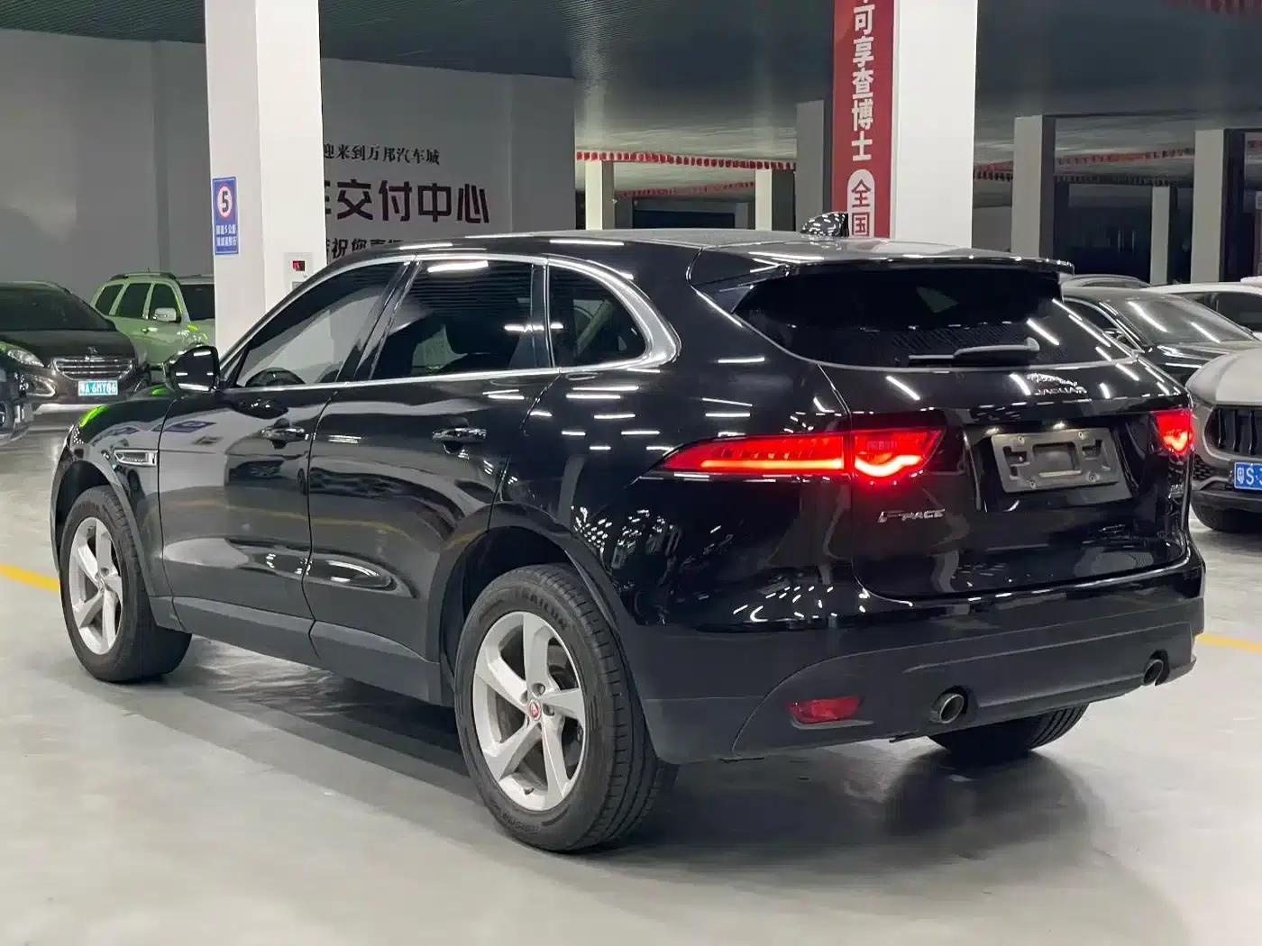 Jaguar F-PACE 2020 2.0T Urban Luxury Edition — миниатюра 7