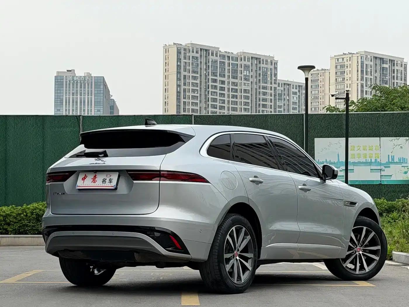 2021 Jaguar F-PACE 250PS R-Dynamic S — миниатюра 5