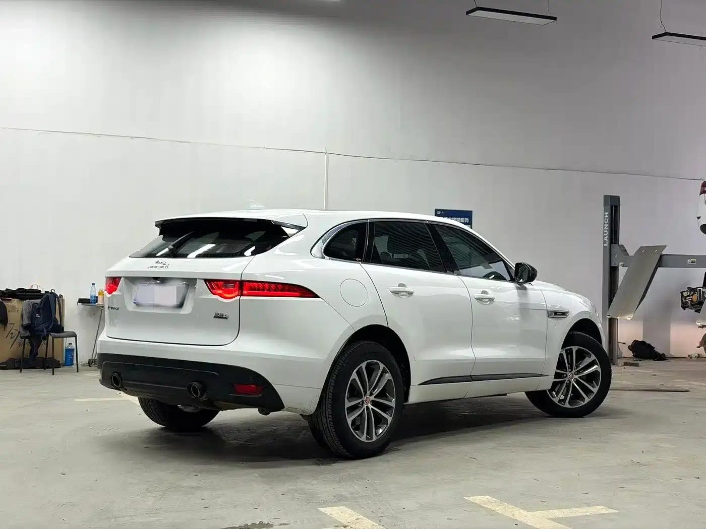 2016 Jaguar F-PACE 3.0 SC AWD R-Sport — миниатюра 13