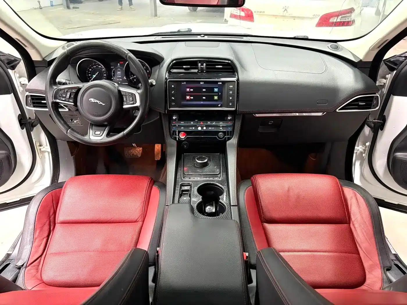 2016 Jaguar F-PACE 3.0 SC AWD R-Sport — миниатюра 9