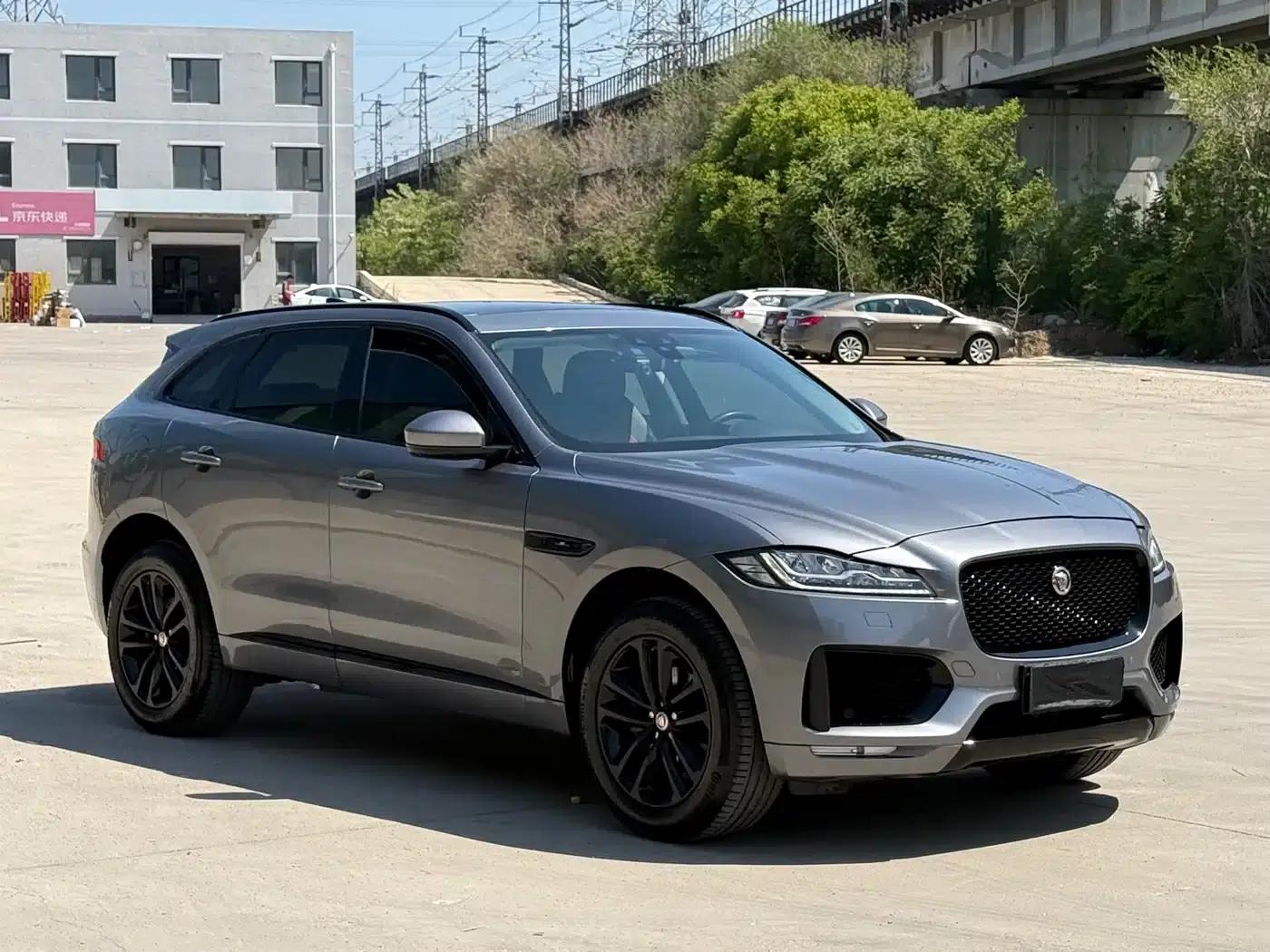 Jaguar F-PACE 2020 2.0T Flagship Edition — миниатюра 3