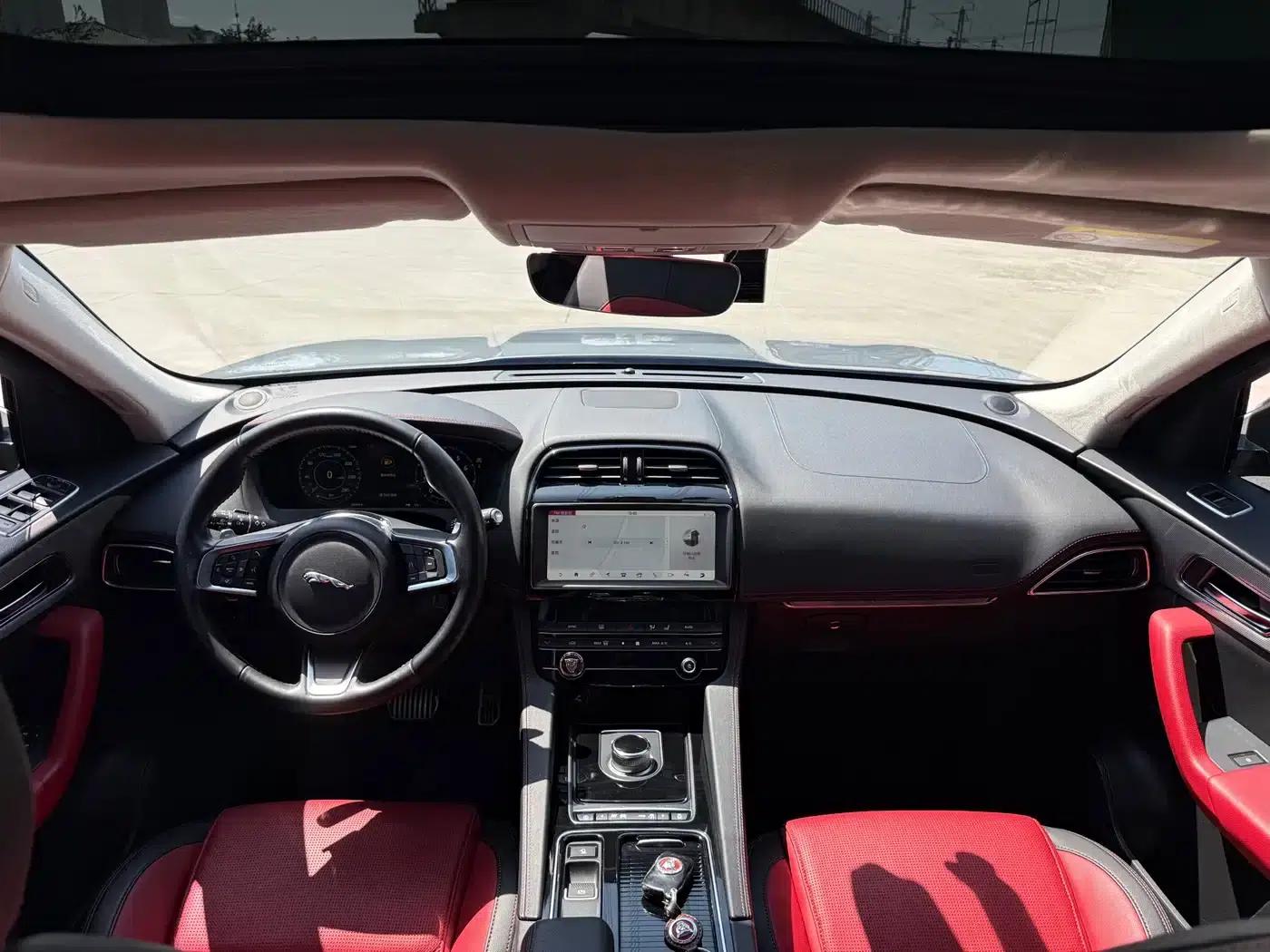 Jaguar F-PACE 2020 2.0T Flagship Edition — миниатюра 10