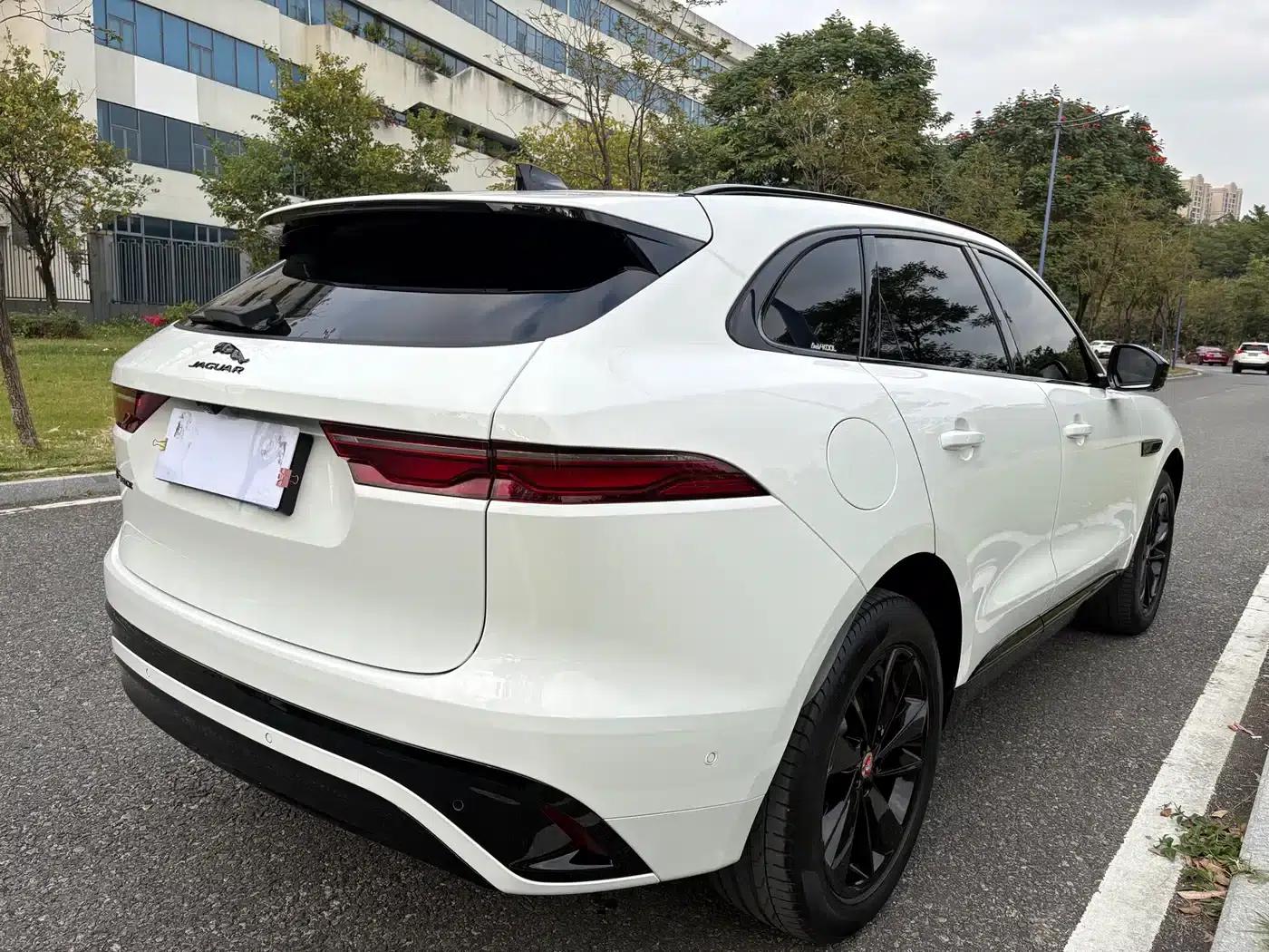 2023 Jaguar F-PACE P250 R-Dynamic BLACK — миниатюра 5