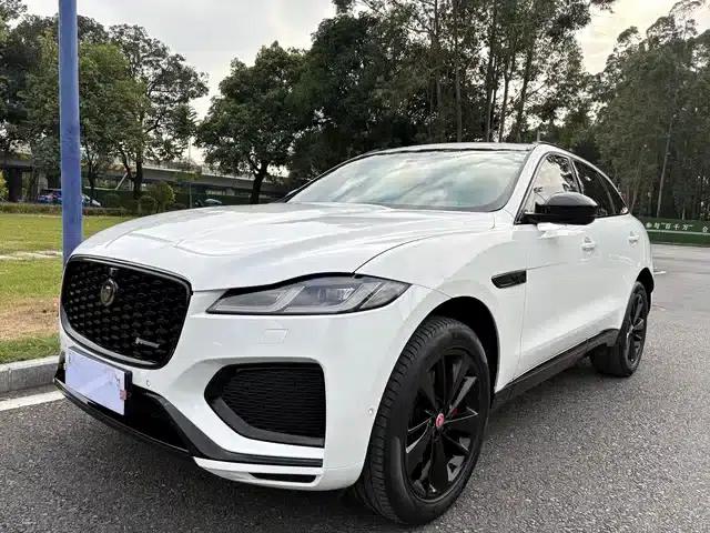 2023 Jaguar F-PACE P250 R-Dynamic BLACK