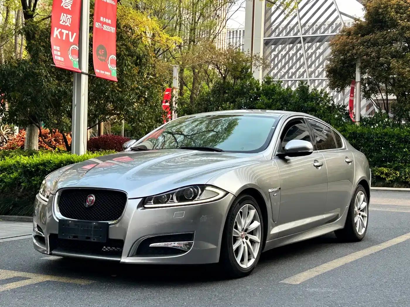 2014 Jaguar XF 3.0 SC Elegance Edition — миниатюра 1