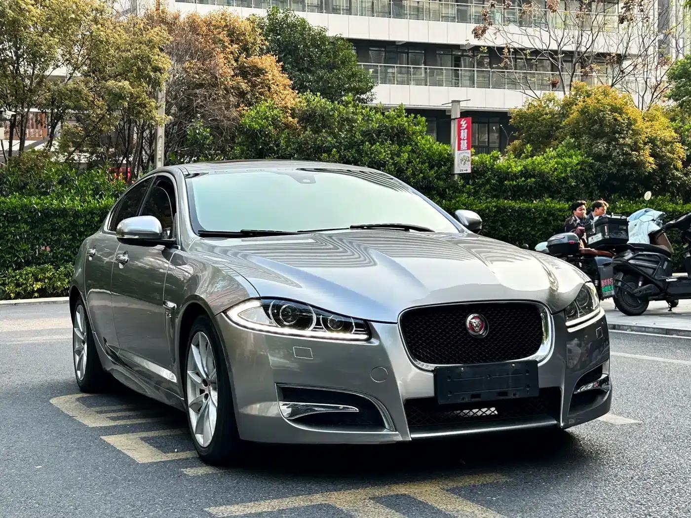 2014 Jaguar XF 3.0 SC Elegance Edition — миниатюра 3