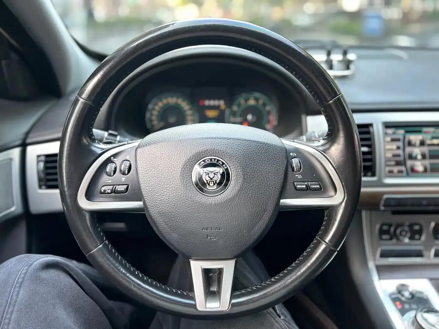 2014 Jaguar XF 3.0 SC Elegance Edition — миниатюра 10