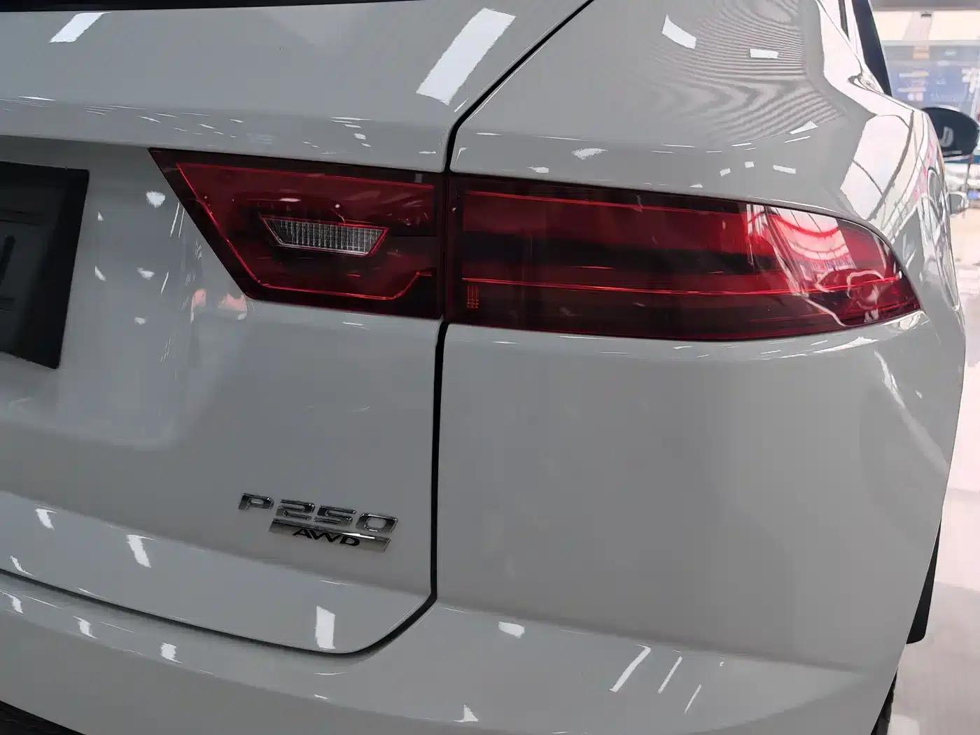 Jaguar E-PACE 2018 P200 First Edition Limited Edition (China V Emission Standard) — миниатюра 12