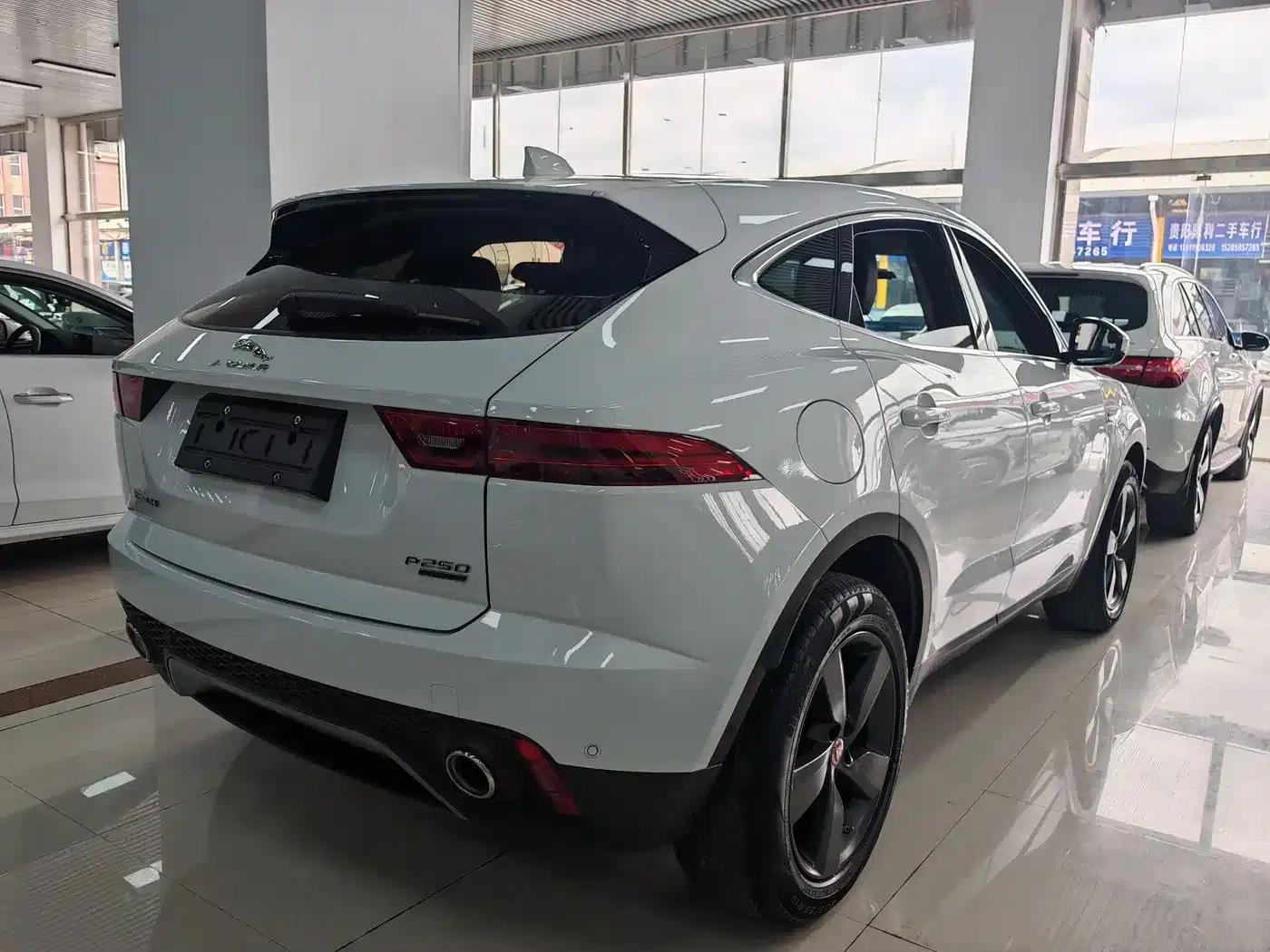 Jaguar E-PACE 2018 P200 First Edition Limited Edition (China V Emission Standard) — миниатюра 13