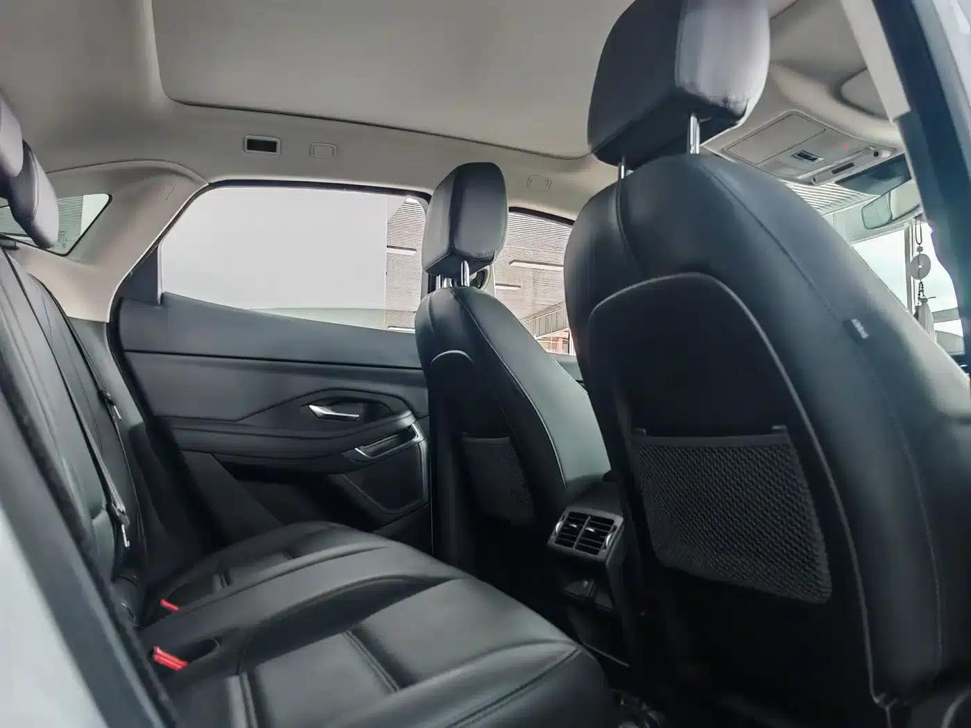 Jaguar E-PACE 2018 P200 First Edition Limited Edition (China V Emission Standard) — миниатюра 7