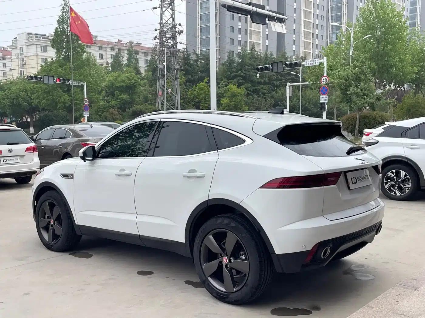 2024 Jaguar E-PACE R-DYNAMIC S — миниатюра 9