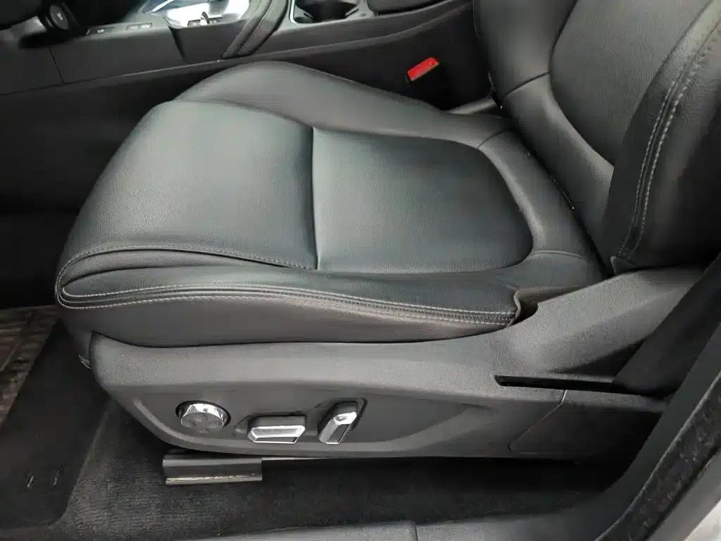 Jaguar E-PACE 2018 P200 (China VI Emission Standard) — миниатюра 20