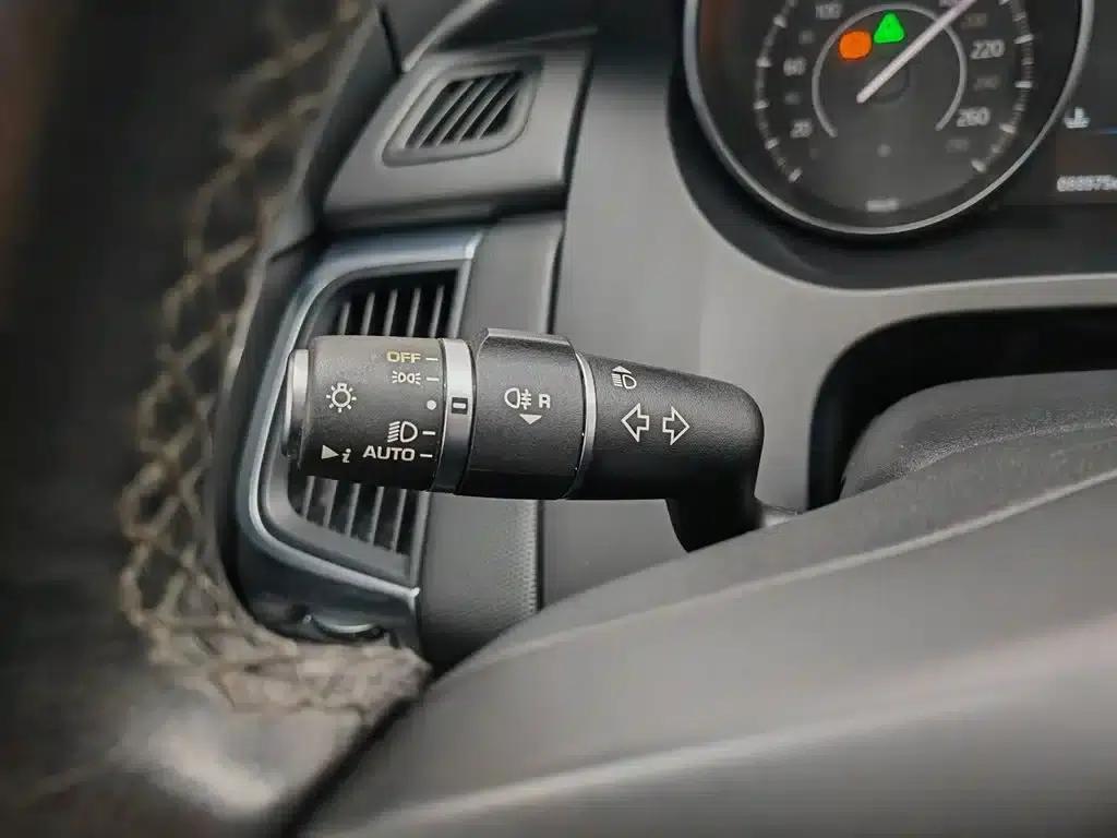 Jaguar E-PACE 2018 P200 (China VI Emission Standard) — миниатюра 21