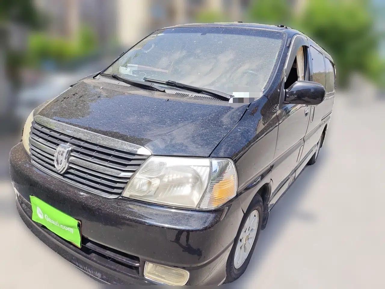 Jinbei Grace 2013 2.0L Zhi Ling Standard Model 9-Seater National Games Commemorative Edition China IV Emission Standard 9 Seats — миниатюра 1