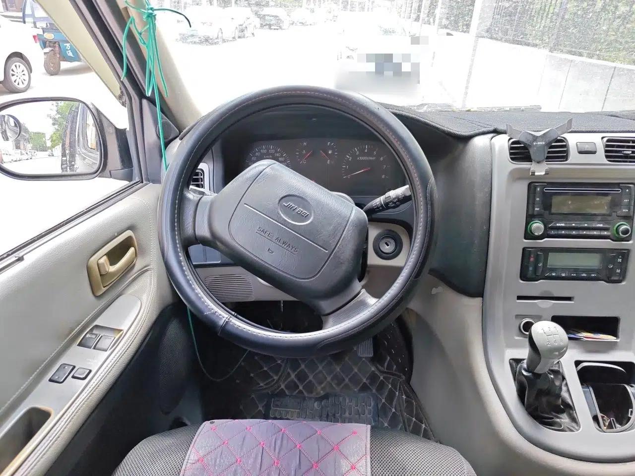 Jinbei Grace 2013 2.0L Zhi Ling Standard Model 9-Seater National Games Commemorative Edition China IV Emission Standard 9 Seats — миниатюра 11