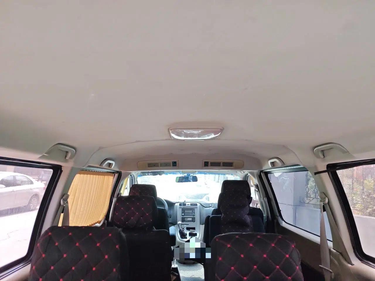 Jinbei Grace 2013 2.0L Zhi Ling Standard Model 9-Seater National Games Commemorative Edition China IV Emission Standard 9 Seats — миниатюра 19