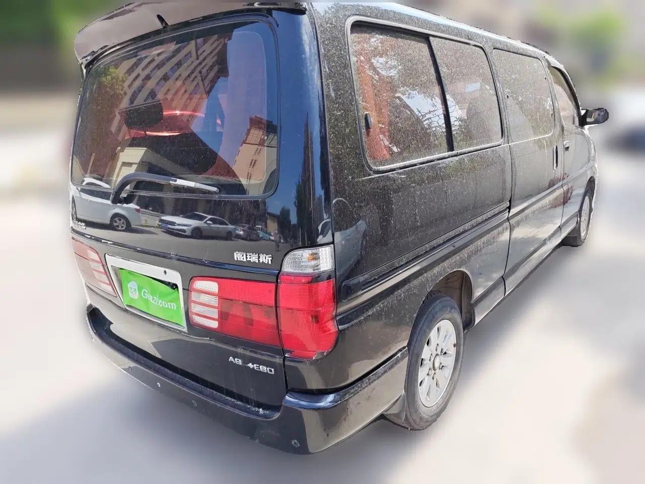 Jinbei Grace 2013 2.0L Zhi Ling Standard Model 9-Seater National Games Commemorative Edition China IV Emission Standard 9 Seats — миниатюра 6