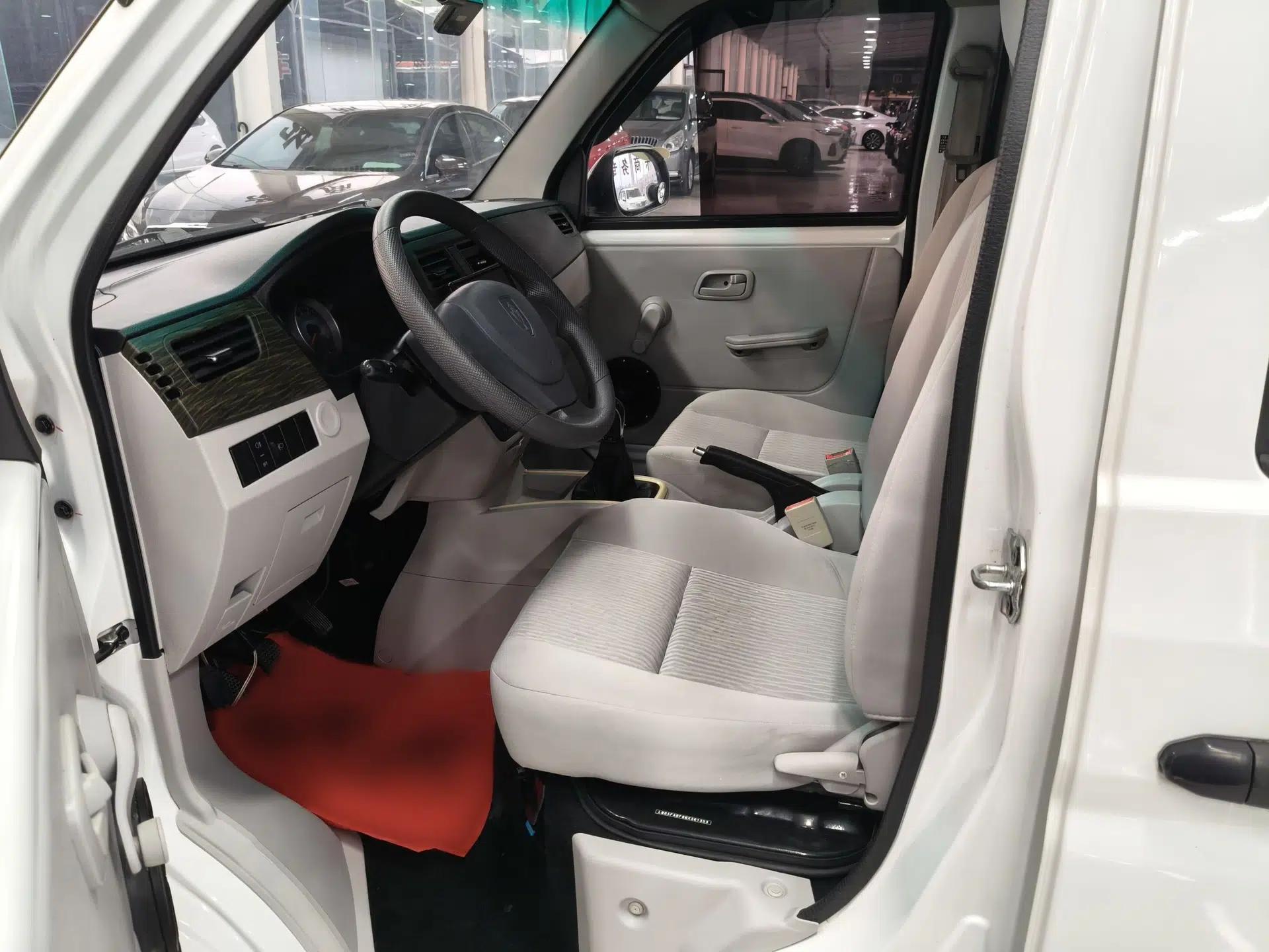 Jinbei New Hiace X30L 2021 1.5L Wealth Van Non-Air-Conditioned Version China VI Standard SWC15M — миниатюра 11