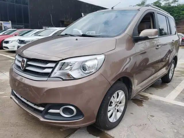 Jinbei 750 2016 1.5L Luxury Model