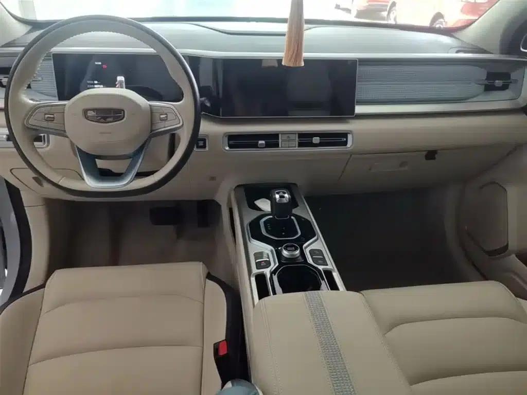 Geely ICON 2023 1.5TD - The Main Model — миниатюра 10