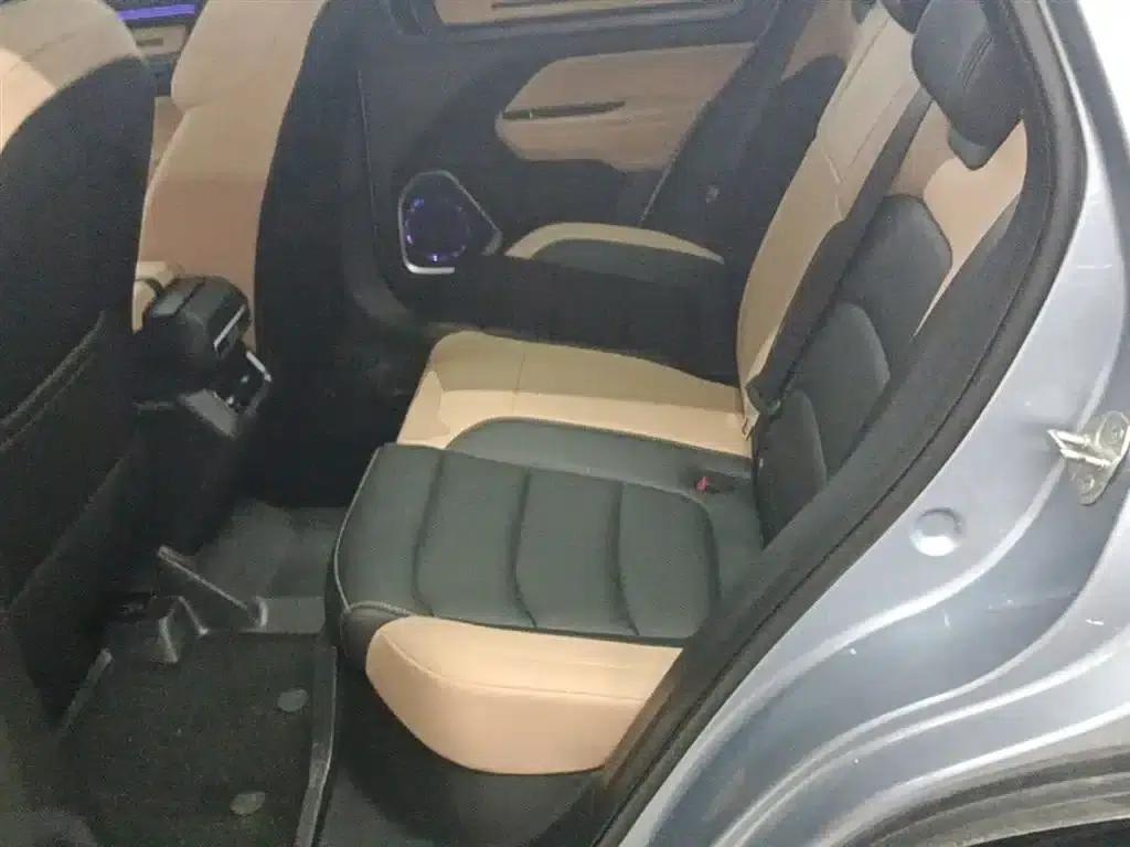 Geely ICON 2023 1.5TD Chocolate Edition — миниатюра 17