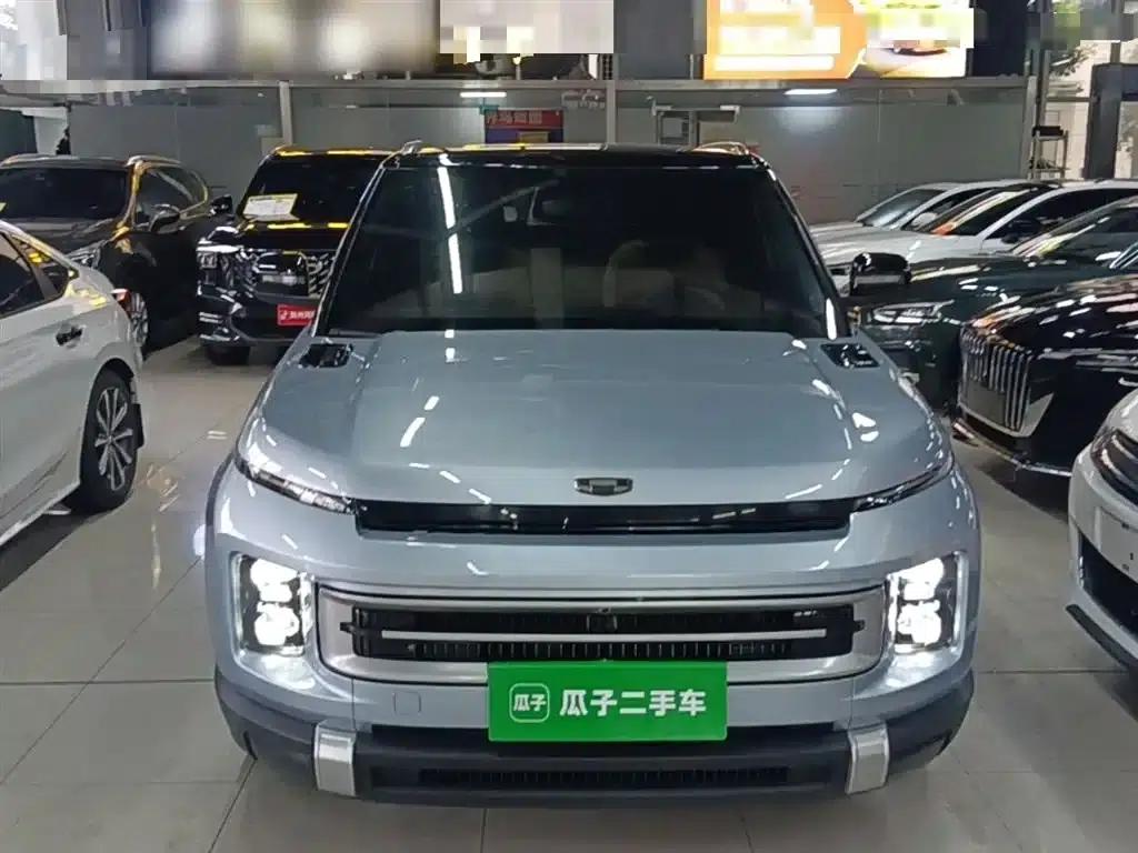 Geely ICON 2023 1.5TD Chocolate Edition — миниатюра 3