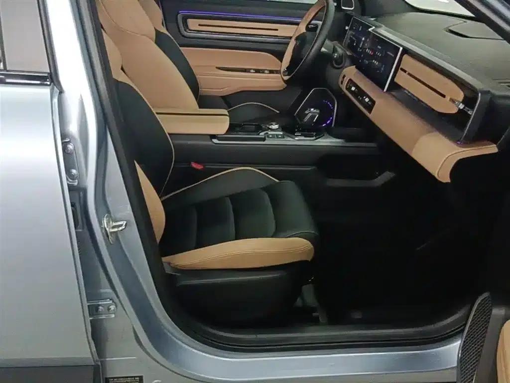 Geely ICON 2023 1.5TD Chocolate Edition — миниатюра 25