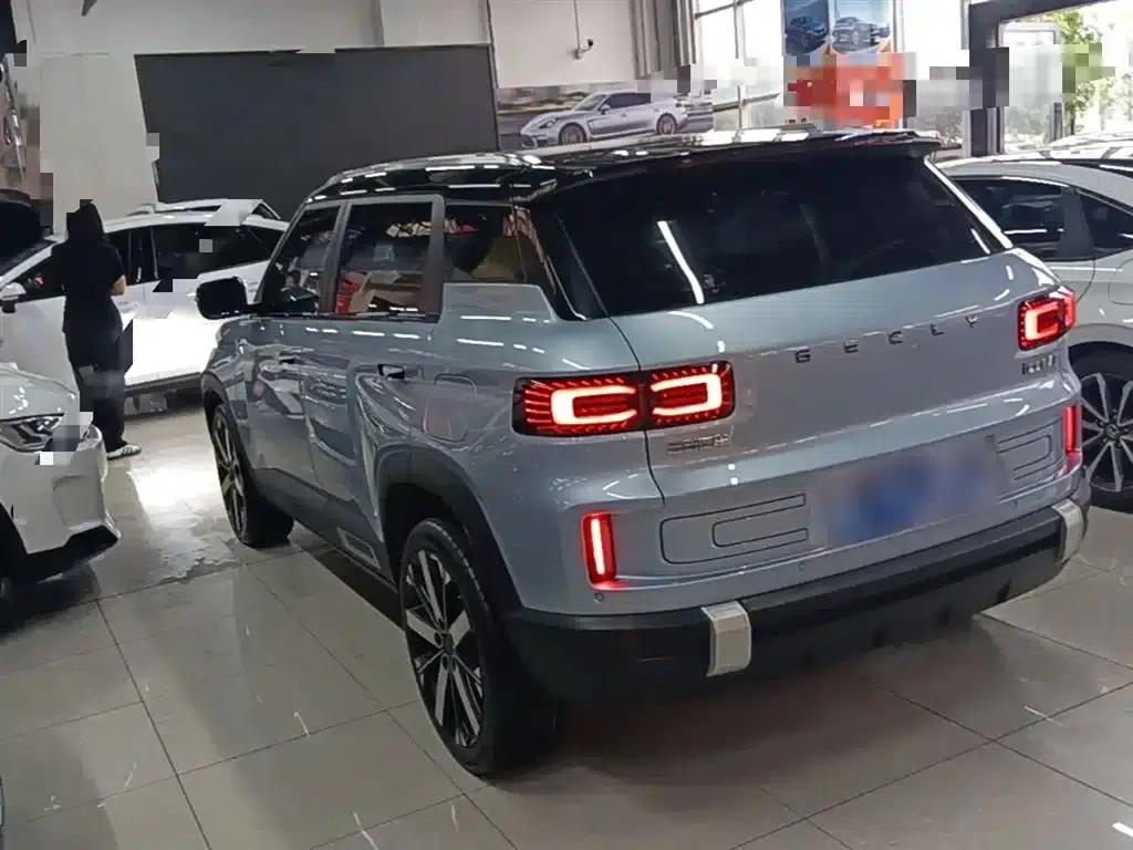 Geely ICON 2023 1.5TD Chocolate Edition — миниатюра 5