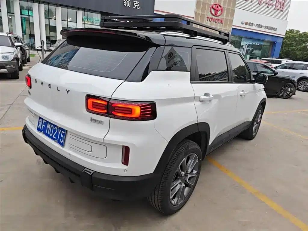 Geely ICON 2026 Chocolate 1.5TD Premium Edition — миниатюра 12
