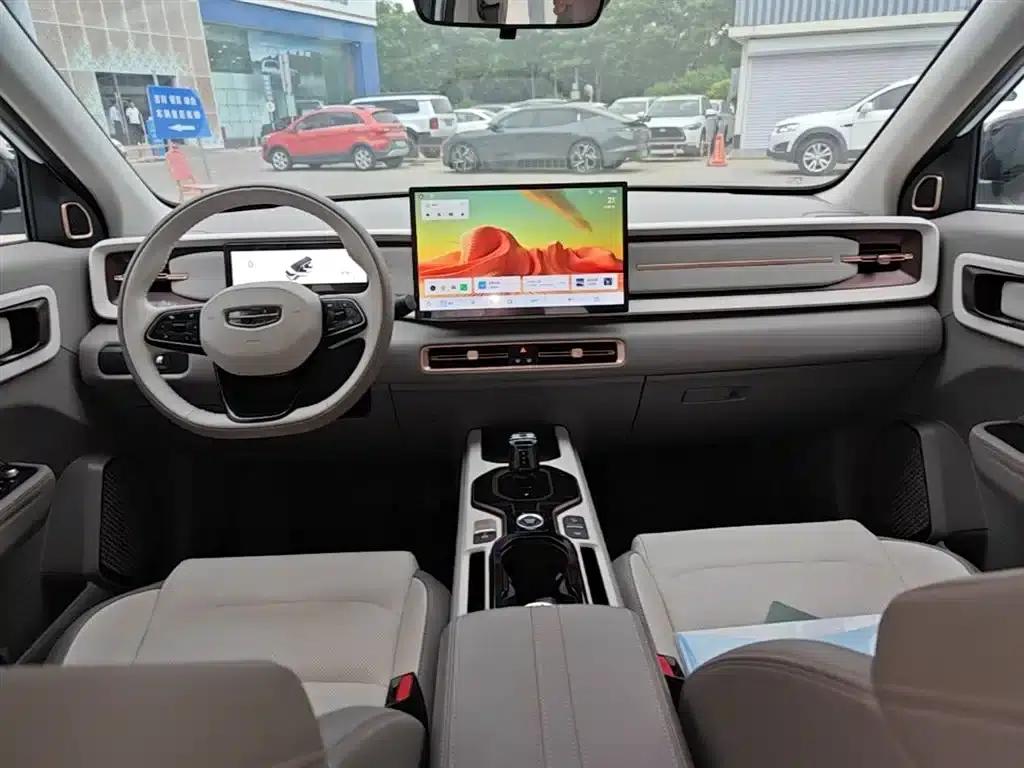 Geely ICON 2026 Chocolate 1.5TD Premium Edition — миниатюра 16