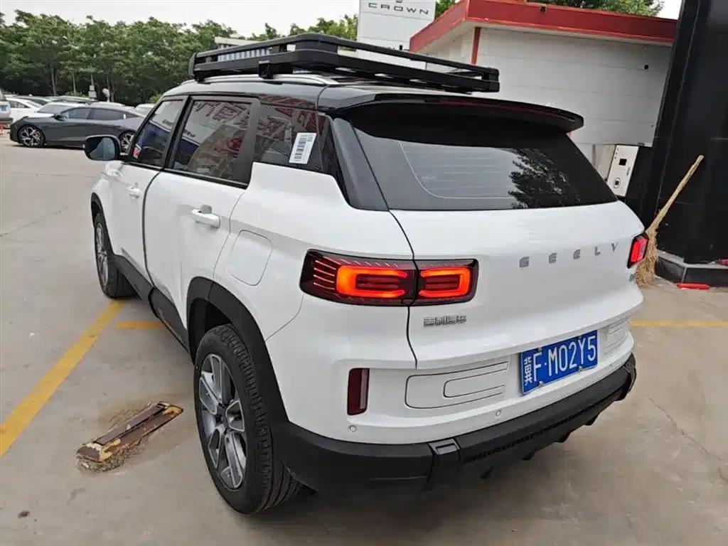 Geely ICON 2026 Chocolate 1.5TD Premium Edition — миниатюра 9