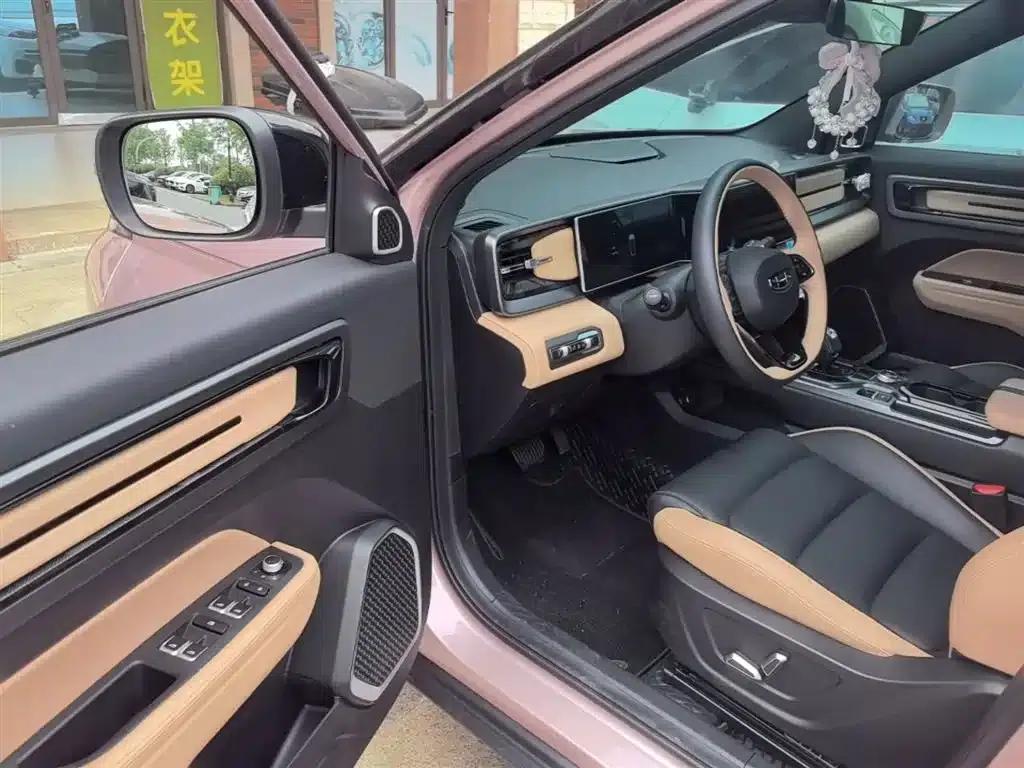 Geely ICON 2023 1.5TD Chocolate Premium Edition — миниатюра 16