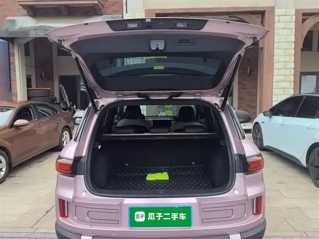 Geely ICON 2023 1.5TD Chocolate Premium Edition — миниатюра 19