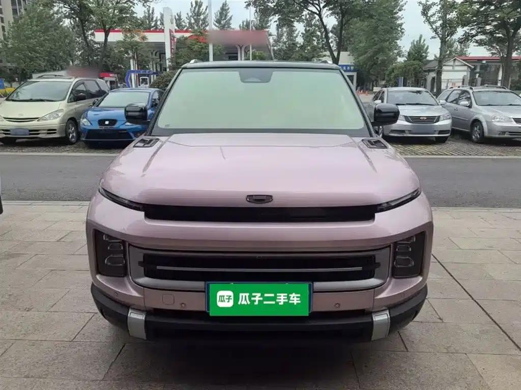 Geely ICON 2023 1.5TD Chocolate Premium Edition — миниатюра 3