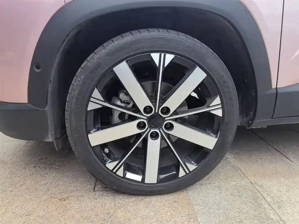 Geely ICON 2023 1.5TD Chocolate Premium Edition — миниатюра 23