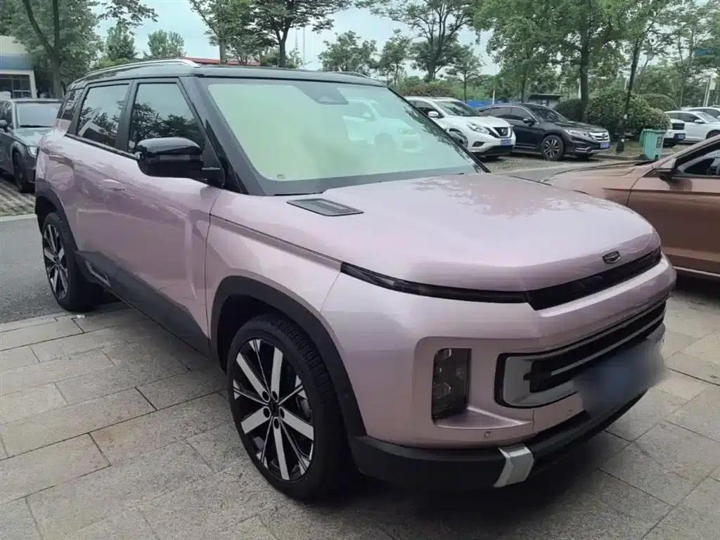 Geely ICON 2023 1.5TD Chocolate Premium Edition — миниатюра 4