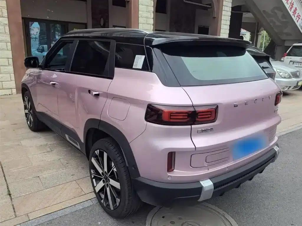 Geely ICON 2023 1.5TD Chocolate Premium Edition — миниатюра 5