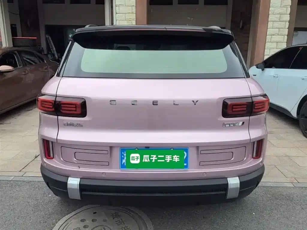 Geely ICON 2023 1.5TD Chocolate Premium Edition — миниатюра 6