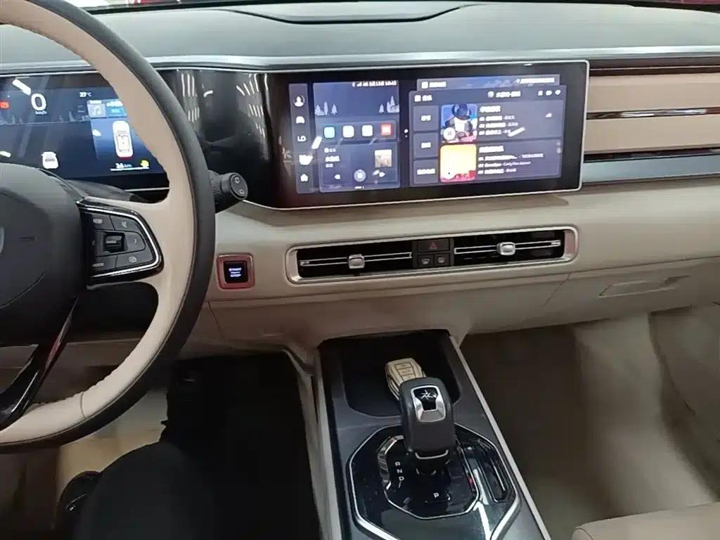 Geely ICON 2023 1.5TD Chocolate Edition — миниатюра 20