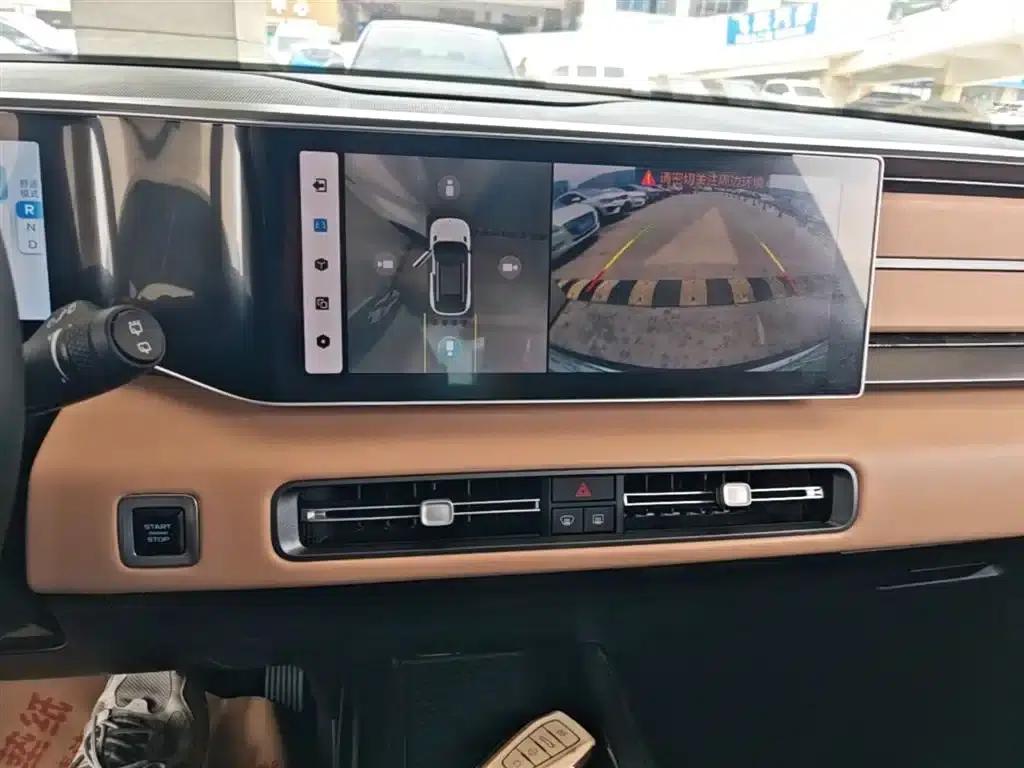 Geely ICON 2023 1.5TD Chocolate Edition — миниатюра 13