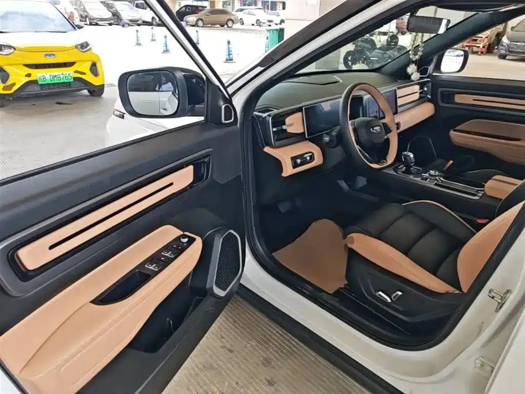 Geely ICON 2023 1.5TD Chocolate Edition — миниатюра 16