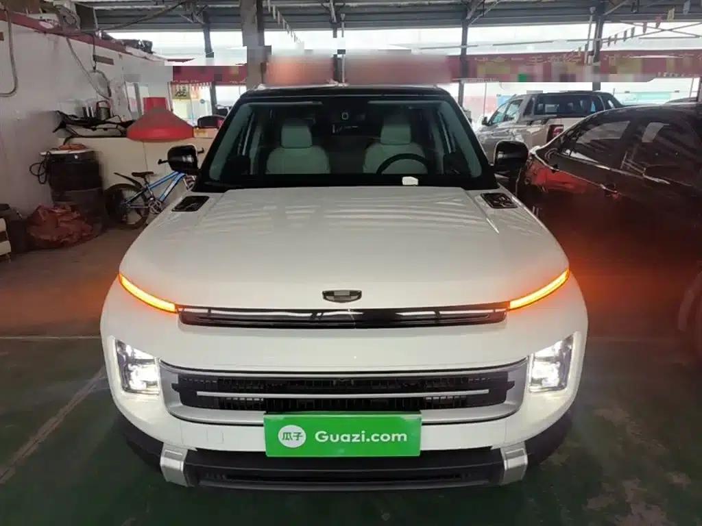 Geely ICON 2023 1.5TD Chocolate Edition — миниатюра 3