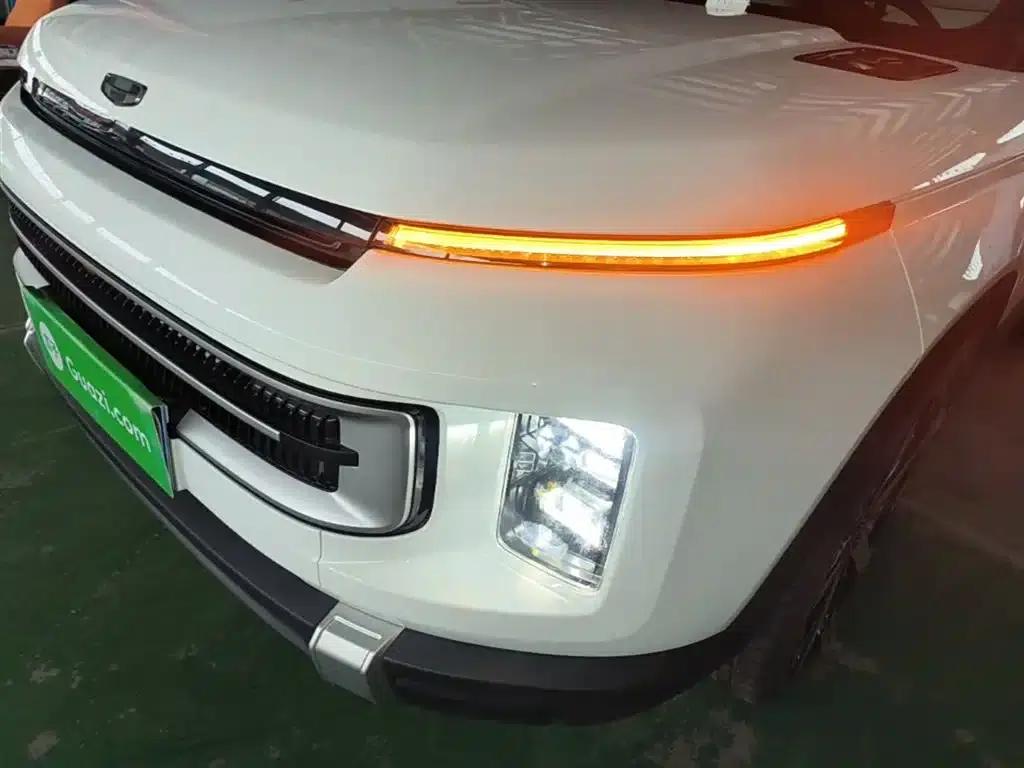 Geely ICON 2023 1.5TD Chocolate Edition — миниатюра 24