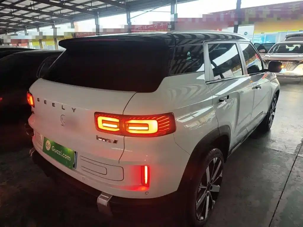 Geely ICON 2023 1.5TD Chocolate Edition — миниатюра 7