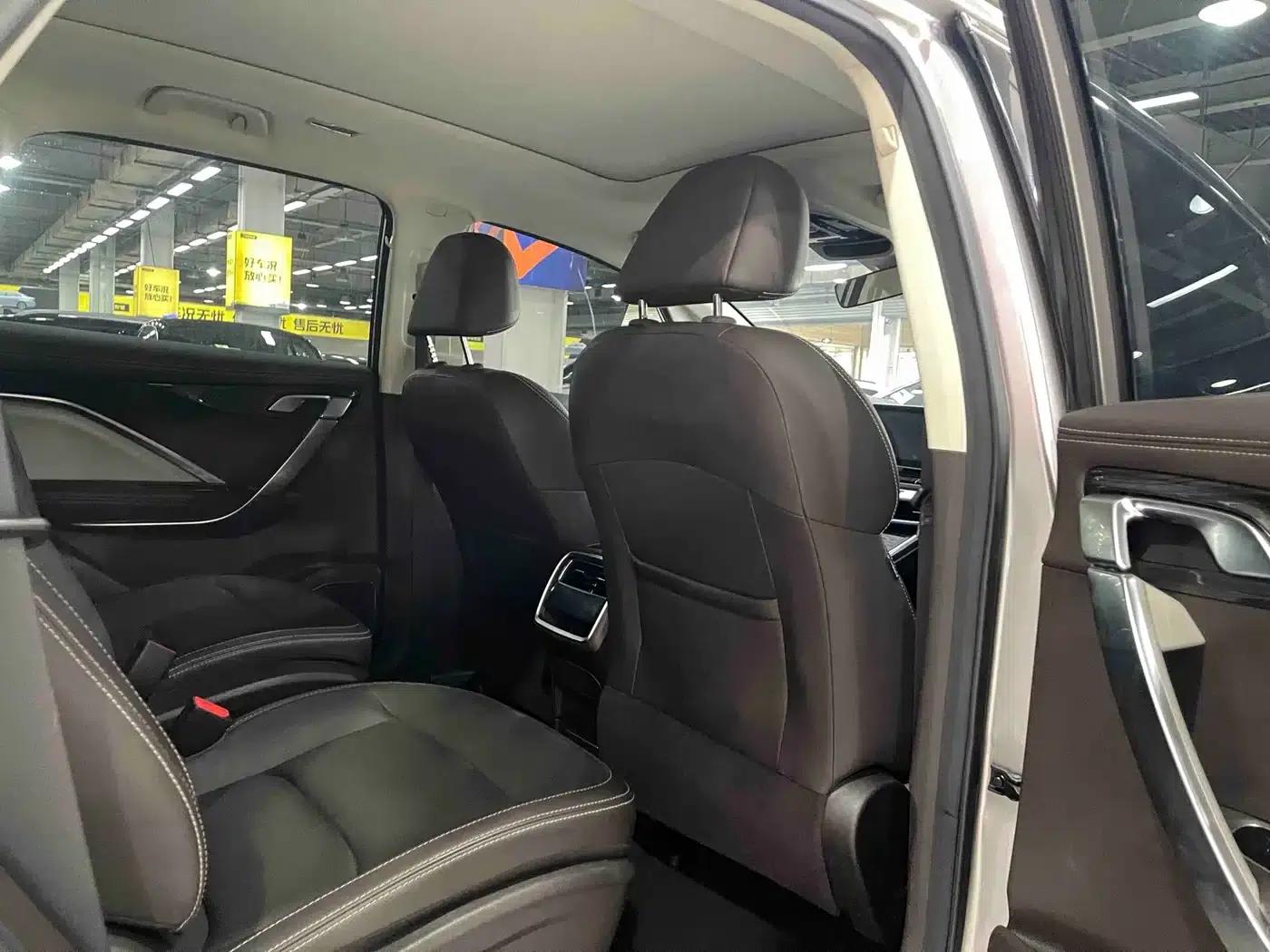 Geely Jiaji 2021 Smart Power 1.5TD DCT Premium Edition — миниатюра 16
