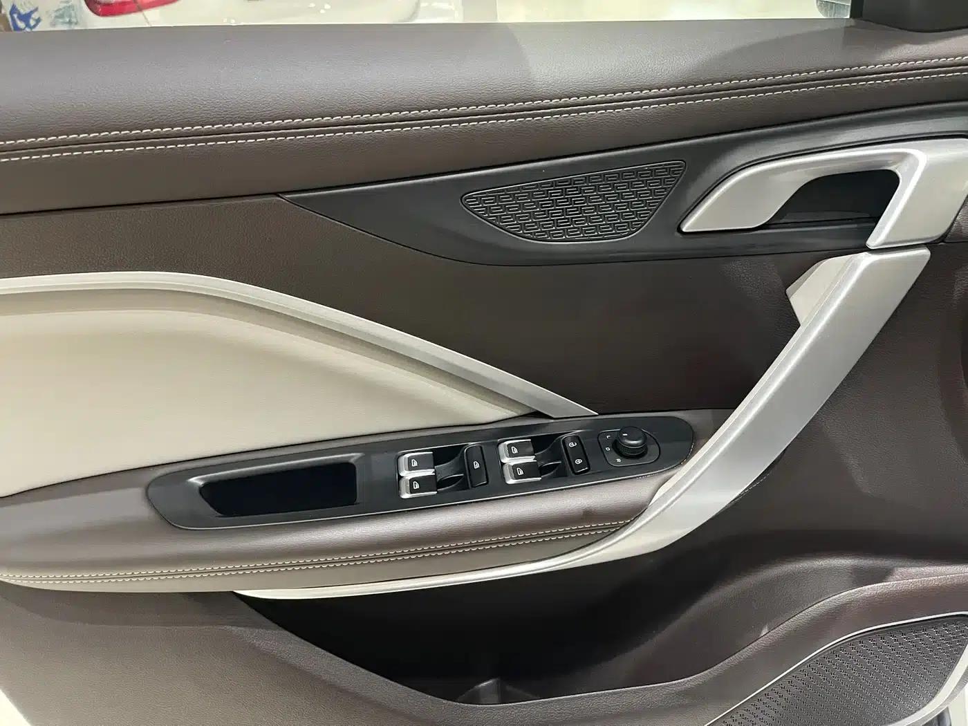 Geely Jiaji 2021 1.8TD DCT Comfort Edition — миниатюра 8
