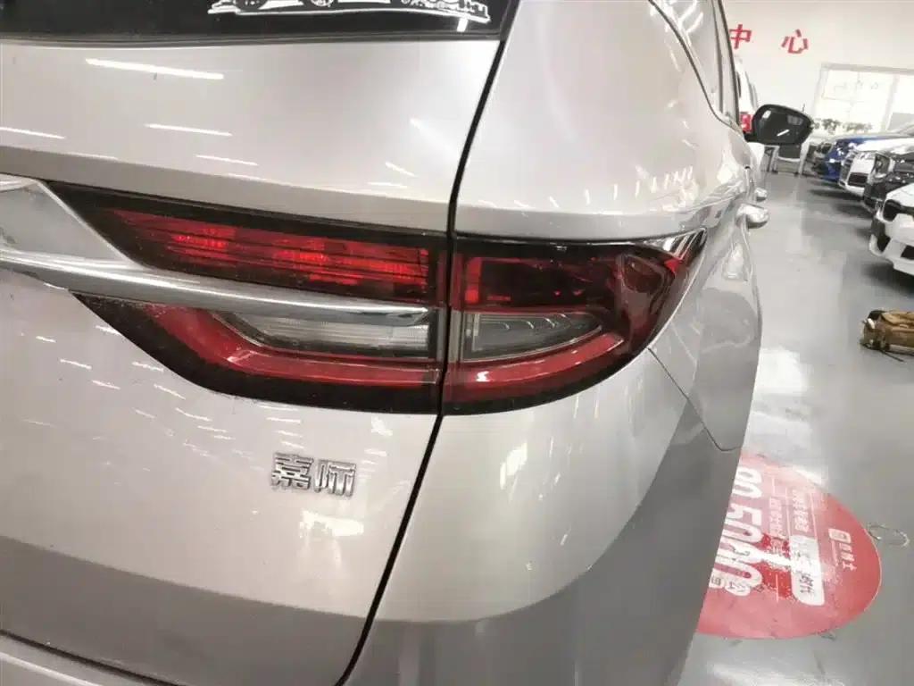 Geely Jiaji 2021 1.8TD DCT Luxury Edition — миниатюра 8