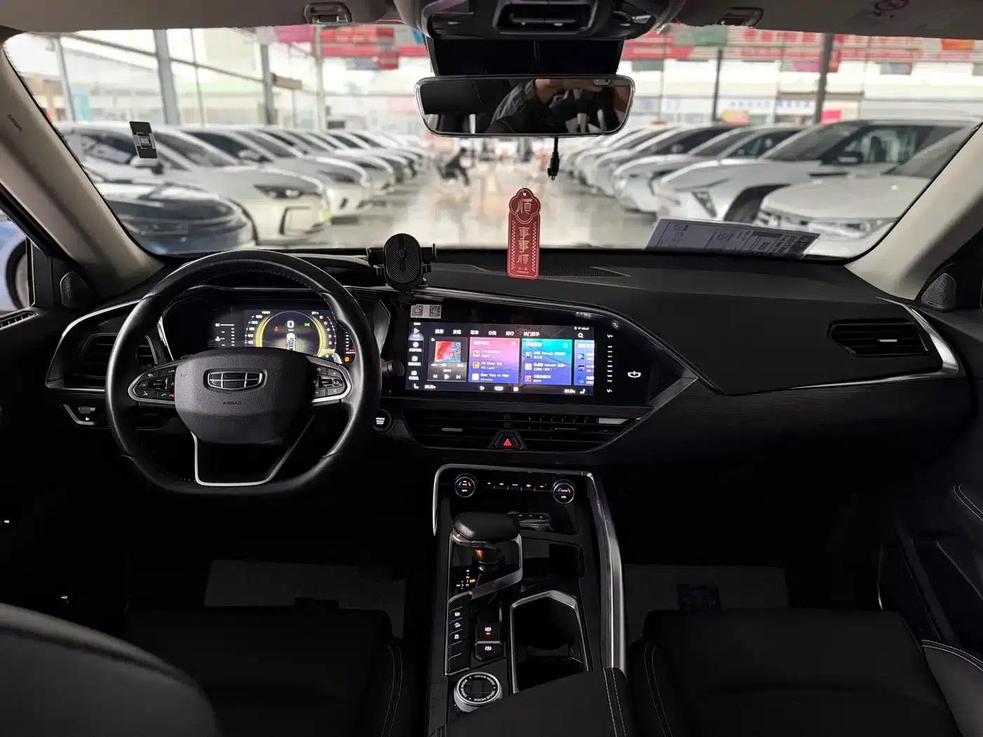 Geely Xingyue 2020 High-Performance Edition 300T Shining Star — миниатюра 8
